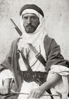 Alois Musil jako náčelník kmene Beni Sachr, 1901