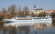 Personenschiffsverkehr auf der Elbe