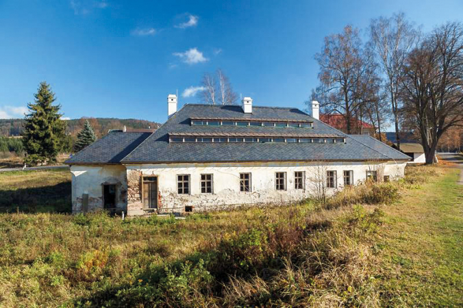 Areál historických železáren v Milovech
