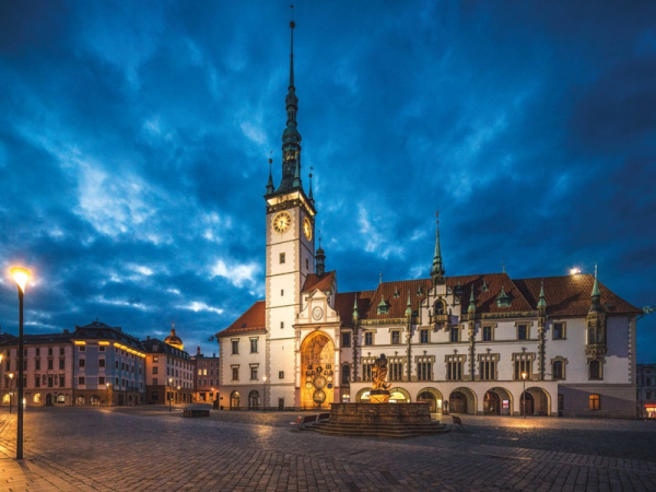 Radniční věž s orlojem