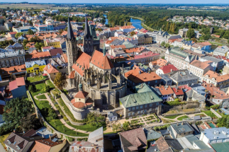 Hravý Kolín