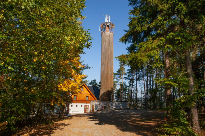 Rozhledna Na Stráži nad Sloupem v Čechách