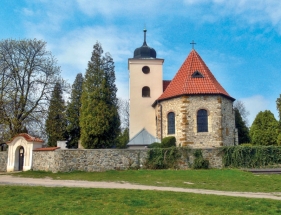 Památný Levý Hradec
