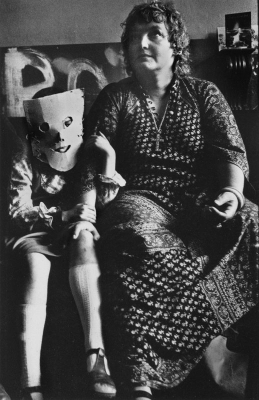 Markéta Luskačová, z cyklu Azylový dům Chiswick Women’s Aid, 1977
