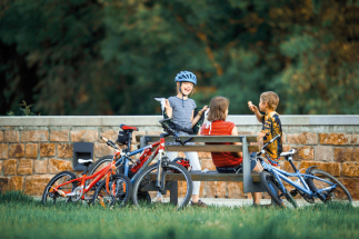 Dolním Poohřím nejen kolmo