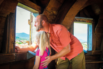 Lákavé výhledy z věže Kalich