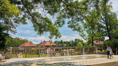 Restaurierter Garten des Architekten Kumpán