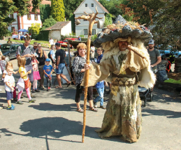 Kdo zavítá na Slavnosti pastvin, může potkat i tajemného strážce hor