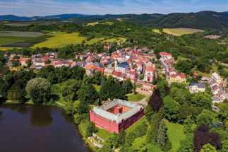 Město porcelánu a cykloturistiky