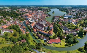 Z Jindřichova Hradce na kole Českou Kanadou přes Rakousko
