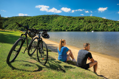 Zastávka na slapské přehradě v Nové Živohošti