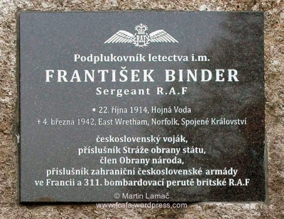 Pamětní deska Františka Bindera v Hojné Vodě