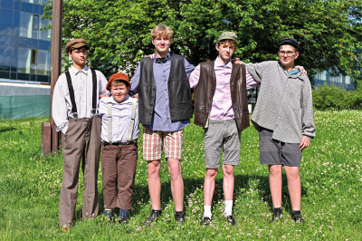 Živé sousoší bylo nas pět