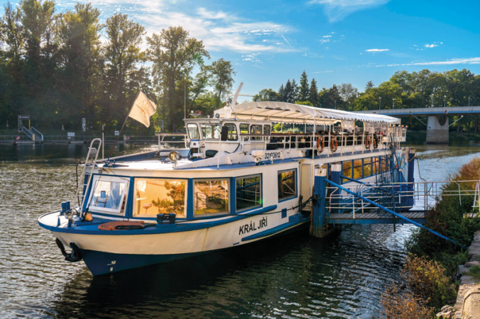Výletní loď Král Jiří