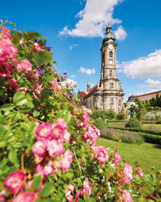 Klášterní zahrady s kostelem Zwettl