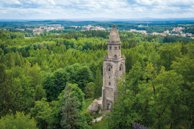 Bismarckova rozhledna na vrchu Háj