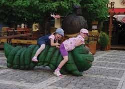 vrchlabi-–-vstupni-brana-krkonos