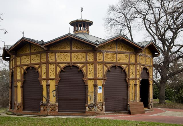 Letenský kolotoč 