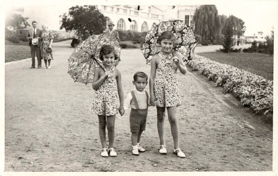 Lázně Velichovky, Dagmar, Rita a bratránek Tomáš Reitman (1938)