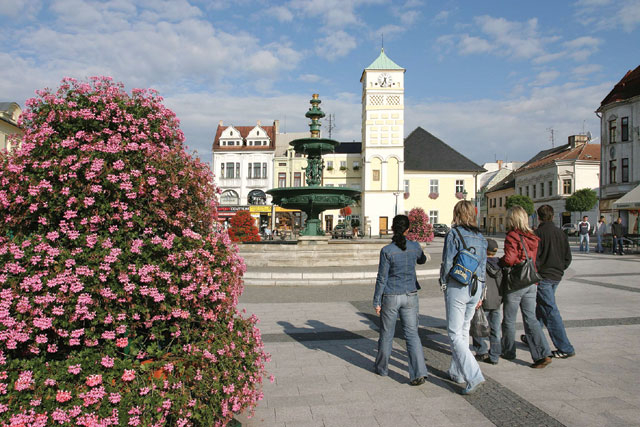Spa and Castle at “Czech Pisa“? It‘s Karviná!