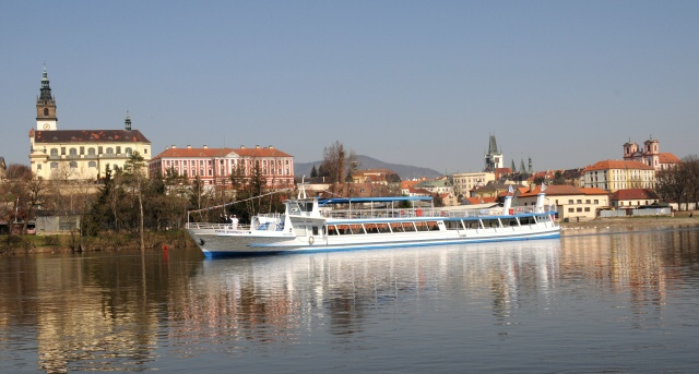 Die Elbe von Bord des Schiffes Porta Bohemica
