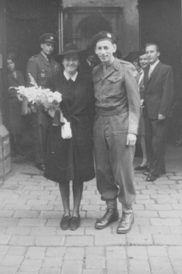 Svatba s Richardem
v roce 1945
