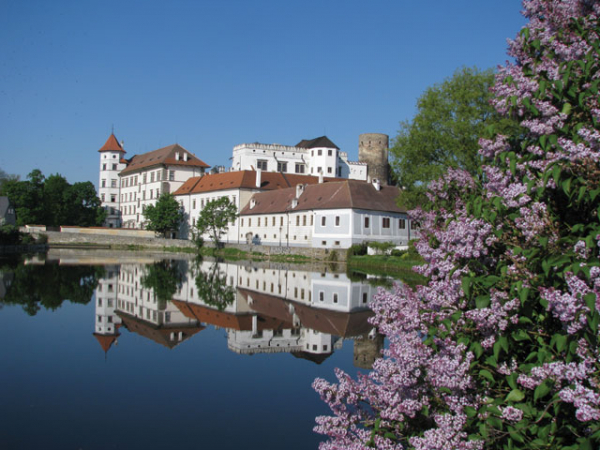 Jindřichův Hradec im Landstrich der fünfblättrigen Rose