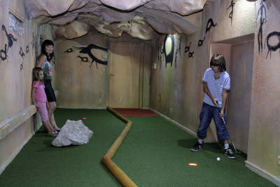 Nový adventure golf v Babylonu