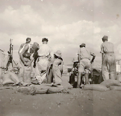 Mersa Matruh, building a position