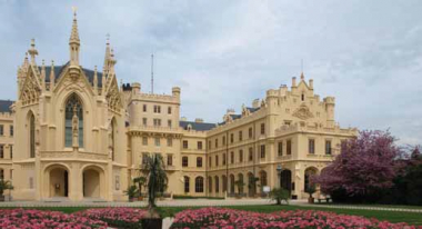 Das prächtige Schloß Lednice