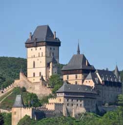 Karel IV. zve na svůj hrad