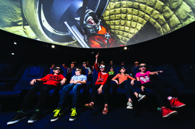 Science centrum iQLANDIA – letní rodinná výprava do minulosti i budoucnosti