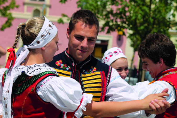 V září poteče Jindřichovým Hradcem pivo i víno
