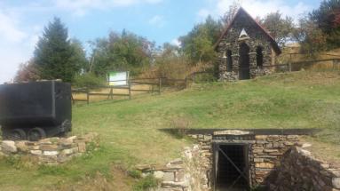 Krušnohořím na kole za hornickou minulostí