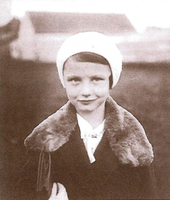 Photo of Eva in school years