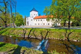 Bystřice pod Hostýnem - město v Hostýnských vrších