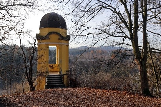 Výlet do Františkových Lázní přes Komorní hůrku