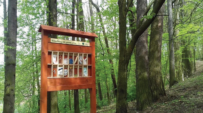 Lesopark Montace – infopanel „Nenechávej mě v lese“