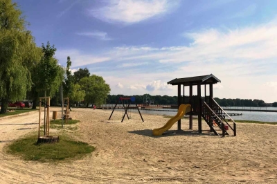 Dětské hřiště na pláži