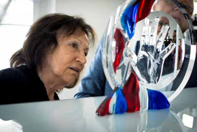 Marta Kubišová v expozici Křišťálový dotek