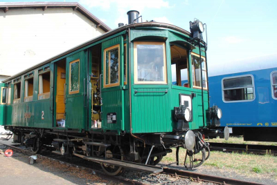 M 124.001 „Komarek“