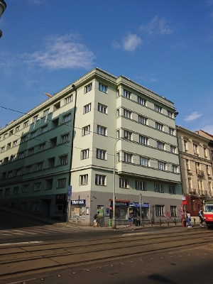 Dr. Bohin’s offi ce was located in this building