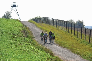 Stezka železné opony