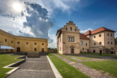 Hrad a zámek v Polné