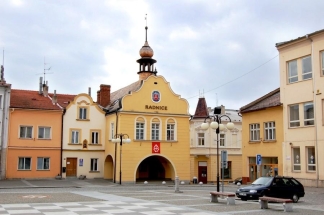 Renesanční budova radnice v Bílovci