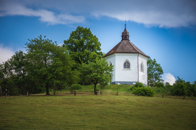 Poutní kaple Nejsvětější Trojice nad Bystřicí