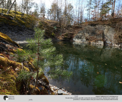 Zatopený lom v Krajině břidlice
