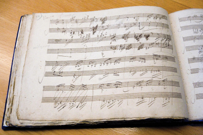 Partitura v Beethovenově rukopisu
