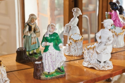 Figürchen von zwei Gesichtern