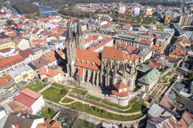 Kolín, pohled na areál chrámu sv. Bartoloměje